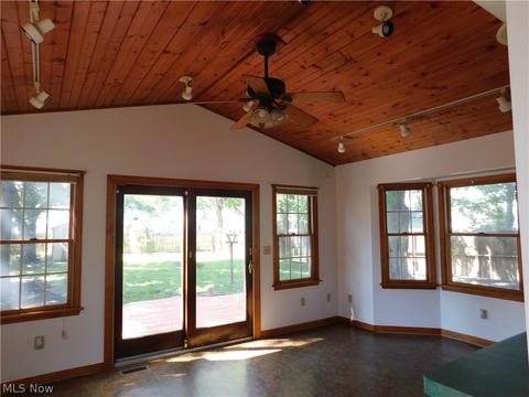 925 Wilder Ave, Elyria, OH 44035 photo 9