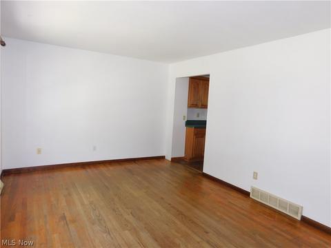 925 Wilder Ave, Elyria, OH 44035 photo 5