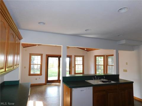 925 Wilder Ave, Elyria, OH 44035 photo 6
