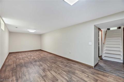 7744 E Linden Ln, Parma, OH 44130 photo 21