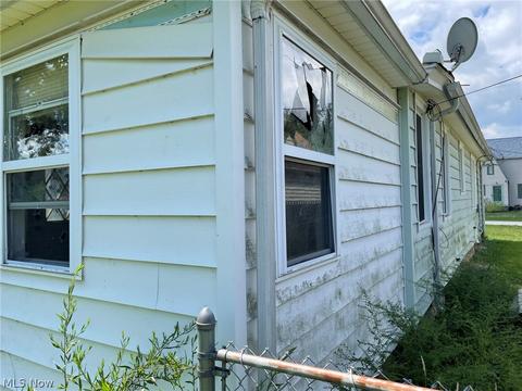 3204 Wilson Ave, Ashtabula, OH 44004 photo 4