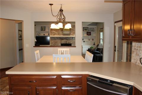 3463 Briton Cir NW, Canton, OH 44708 photo 11