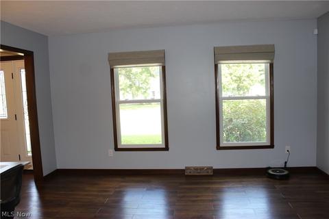 3463 Briton Cir NW, Canton, OH 44708 photo 7