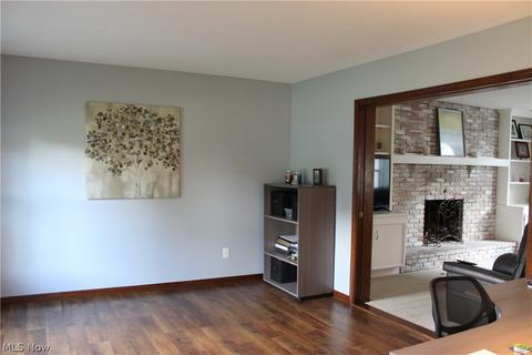3463 Briton Cir NW, Canton, OH 44708 photo 6