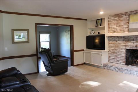 3463 Briton Cir NW, Canton, OH 44708 photo 3