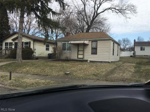 969 Belden Ave, Akron, OH 44310 photo 1