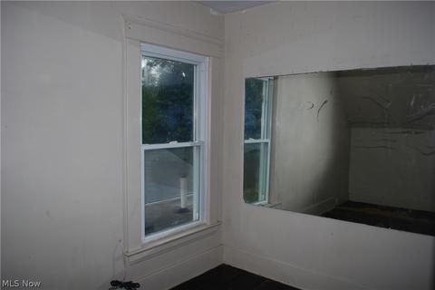 1781 E 33rd St, Lorain, OH 44055 photo 15