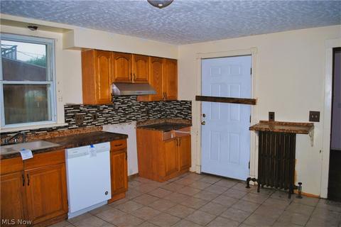 1781 E 33rd St, Lorain, OH 44055 photo 7