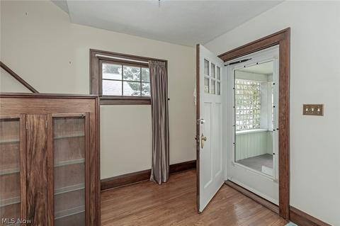 8488 Forestview Ave, Mentor, OH 44060 photo 5