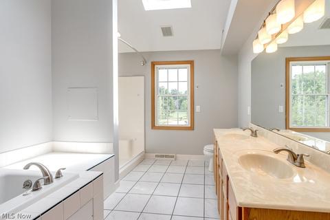 686 Nancy Dr, Aurora, OH 44202 photo 28
