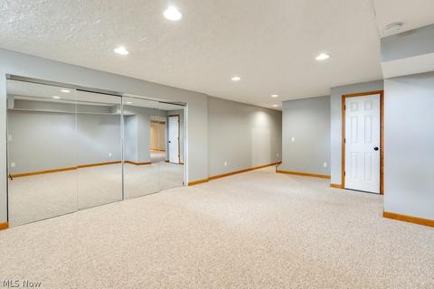 686 Nancy Dr, Aurora, OH 44202 photo 29