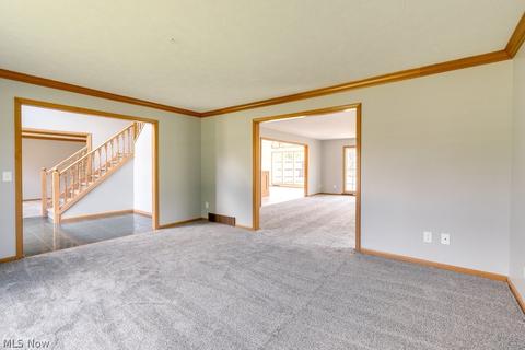 686 Nancy Dr, Aurora, OH 44202 photo 10