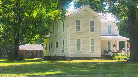 9048 N Main St, Windham, OH 44288 photo 1