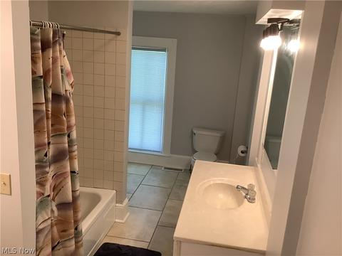 9048 N Main St, Windham, OH 44288 photo 13