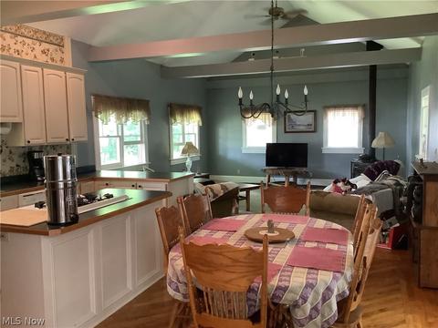 9048 N Main St, Windham, OH 44288 photo 4