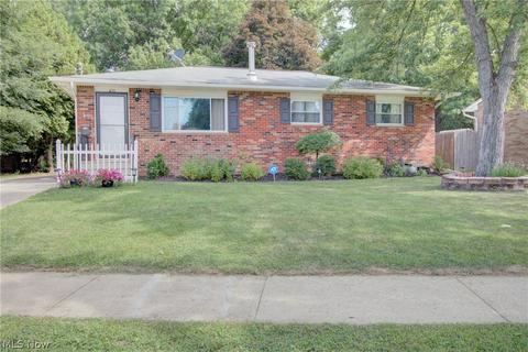 433 Windsor Dr, Elyria, OH 44035 photo 1