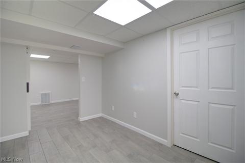 433 Windsor Dr, Elyria, OH 44035 photo 21