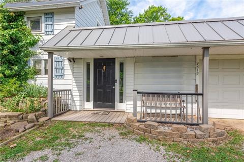 7818 Oberlin Rd, Elyria, OH 44035 photo 2