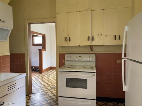 5134 Summer Ave, Ashtabula, OH 44004 photo 10