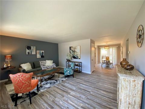 15009 Kennerdown Ave, Maple Heights, OH 44137 photo 3