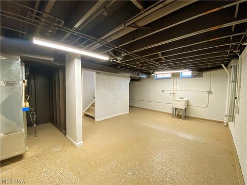 15009 Kennerdown Ave, Maple Heights, OH 44137 photo 14