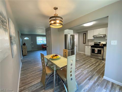 15009 Kennerdown Ave, Maple Heights, OH 44137 photo 5