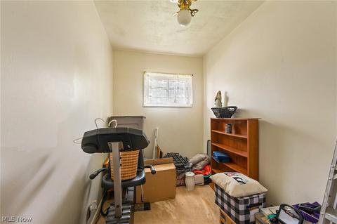 161 Perry St, Struthers, OH 44471 photo 14