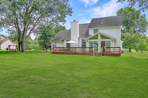 29491 White Rd, Willoughby Hills, OH 44092 photo 2