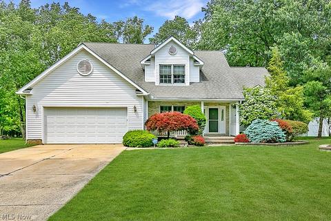 29491 White Rd, Willoughby Hills, OH 44092 photo 1