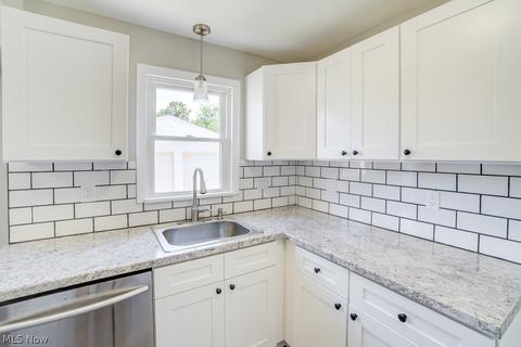 2165 E 290th St, Wickliffe, OH 44092 photo 8