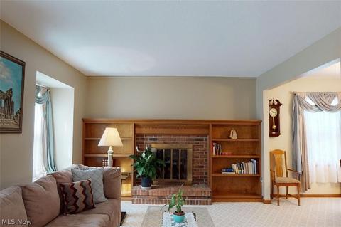 276 Windward Dr, Elyria, OH 44035 photo 5
