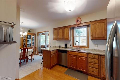 276 Windward Dr, Elyria, OH 44035 photo 11
