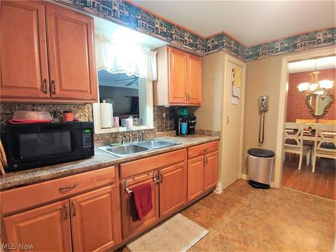341 Harvard Ave, Elyria, OH 44035 photo 8