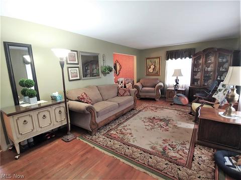 341 Harvard Ave, Elyria, OH 44035 photo 4