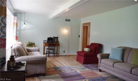 125 Circle Dr, Doylestown, OH 44230 photo 2