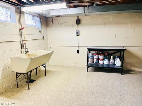 7609 Ann Arbor Dr, Parma, OH 44130 photo 19