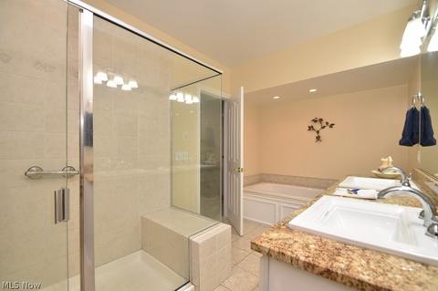 34875 Mcafee Dr, Solon, OH 44139 photo 17