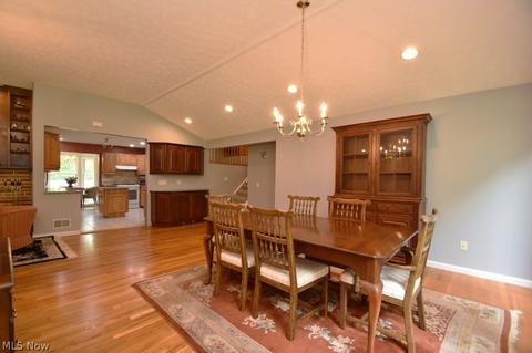 34875 Mcafee Dr, Solon, OH 44139 photo 6