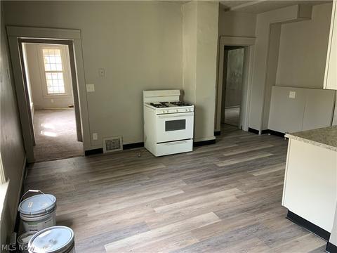 1845 E 29th St, Lorain, OH 44055 photo 7