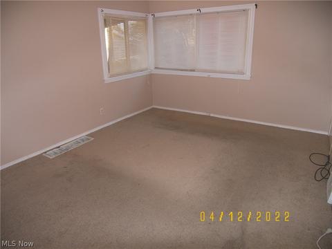 141 E 192nd St, Euclid, OH 44119 photo 14