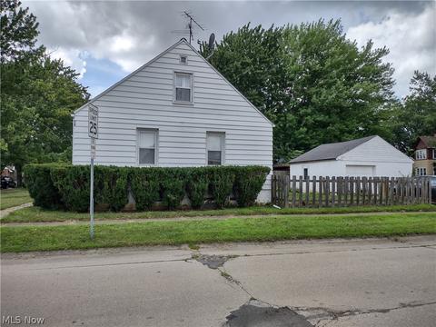 644 Cambridge Ave, Elyria, OH 44035 photo 4