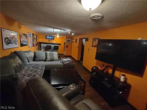 644 Cambridge Ave, Elyria, OH 44035 photo 20