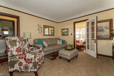245 E 216th St, Euclid, OH 44123 photo 7