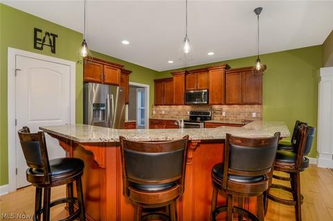 5813 Birmingham Rd NE, Canton, OH 44721 photo 8