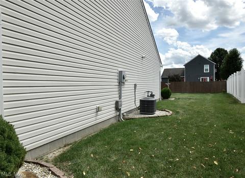 106 Fallingwater Dr, Elyria, OH 44035 photo 27