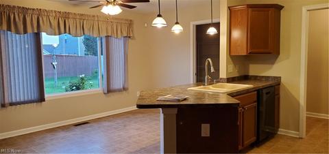 106 Fallingwater Dr, Elyria, OH 44035 photo 12