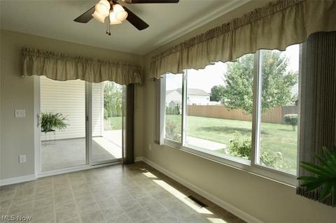 106 Fallingwater Dr, Elyria, OH 44035 photo 8