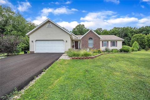 8533 Freedom Rd, Windham, OH 44288 photo 2