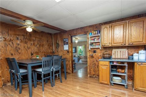 313 Greenview Dr, Elyria, OH 44035 photo 10