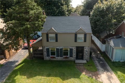 131 Prestwick Dr, Boardman, OH 44512 photo 2